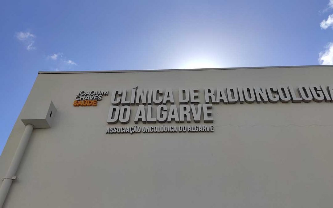 Doentes oncológicos irão continuar a fazer tratamentos de Radioterapia no Algarve